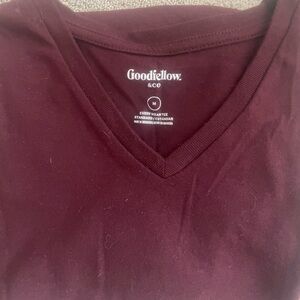 Goodfellow & Co. :  Burgundy V-Neck Tee Size Medium